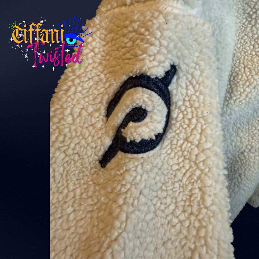 ✨ Peloton Sherpa Fleece Jacket – Cream / Pink – Size Small - Picture 5 of 6